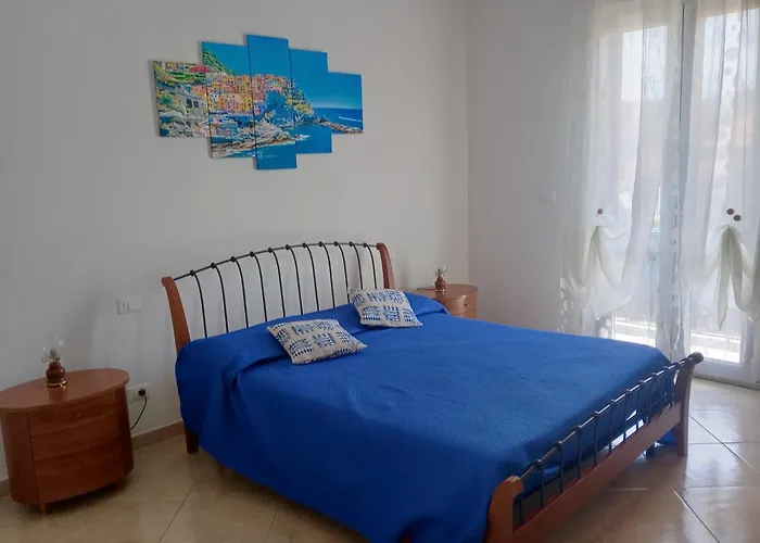 A Due Passi Da Vezzano Ligure