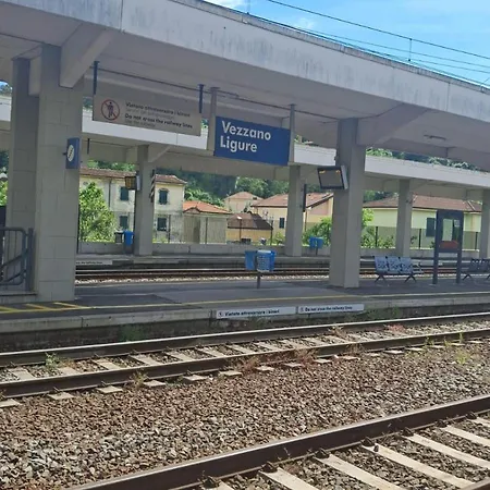 A Due Passi Da * Vezzano Ligure